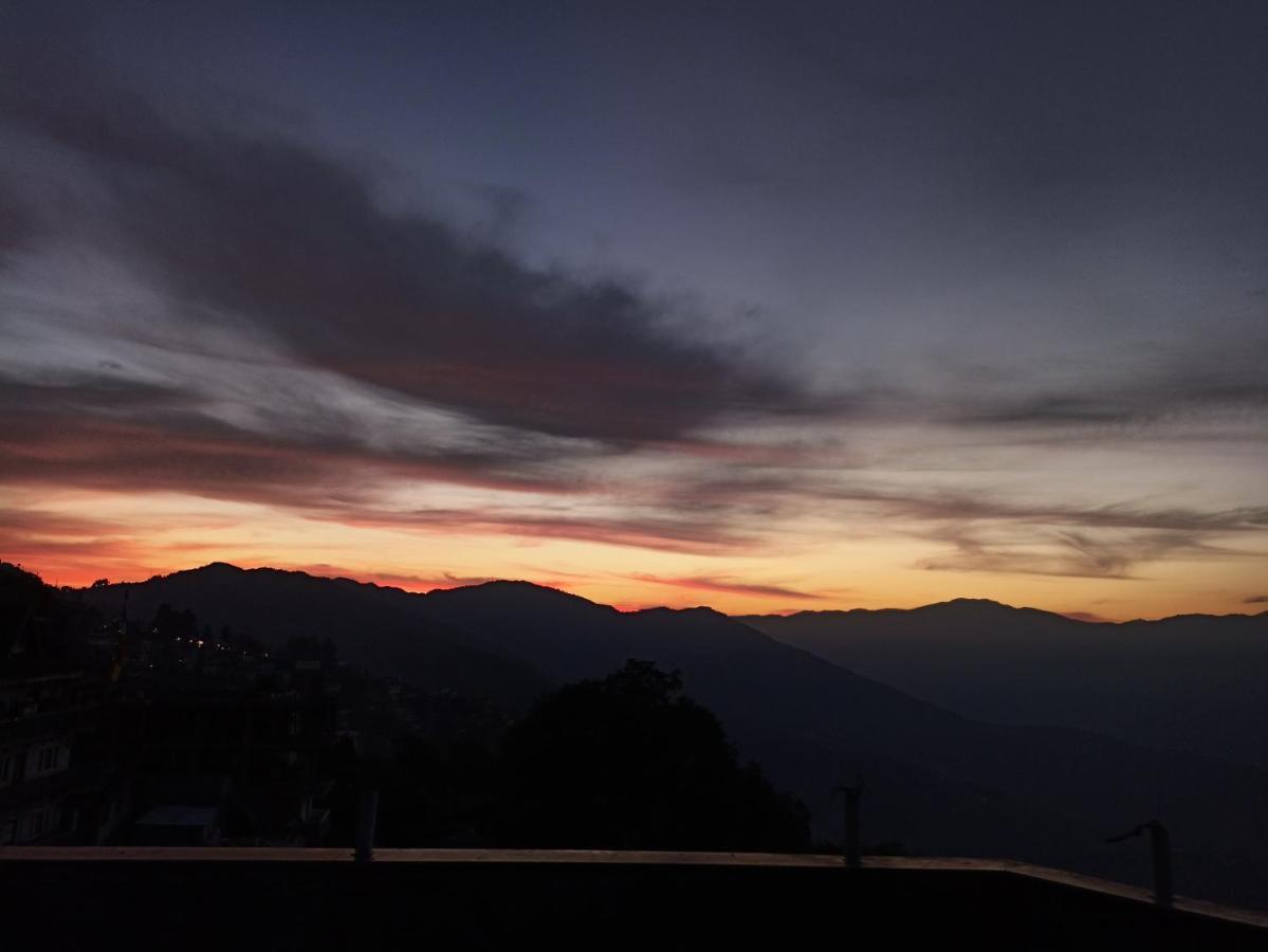 Hotel Amaira Darjeeling  Luaran gambar