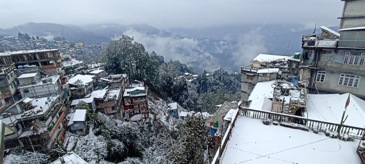 Hotel Amaira Darjeeling  Luaran gambar